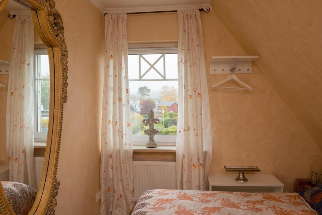 Altes Strandhus Casa Meeresrauschen シャルボイツ エクステリア 写真
