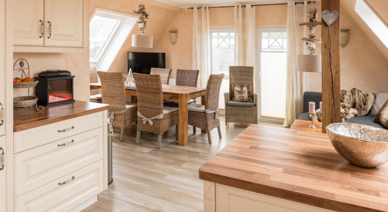 Altes Strandhus Casa Meeresrauschen シャルボイツ エクステリア 写真